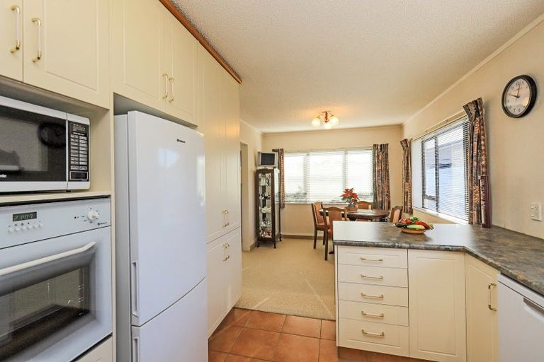 Photo of property in 4/52 Avondale Road, Taradale, Napier, 4112