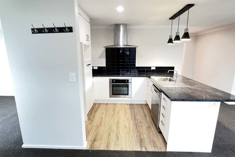 Photo of property in 61 Bert Wall Drive, Omokoroa, 3114