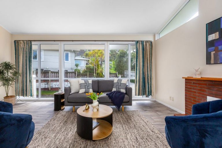 Photo of property in 105 Parkvale Road, Karori, Wellington, 6012