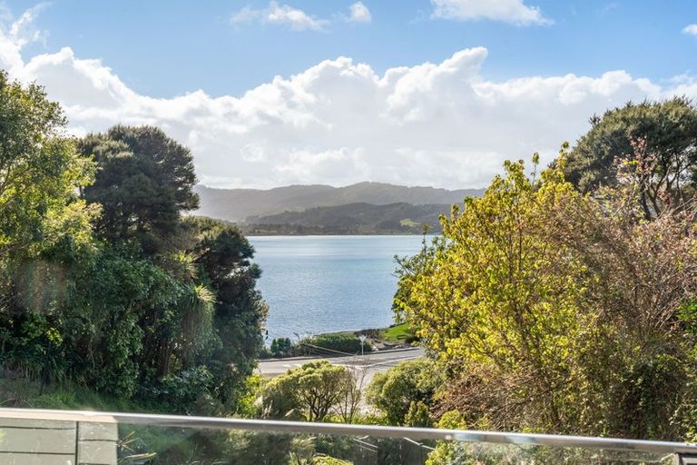 Photo of property in 188 Paremata Road, Paremata, Porirua, 5024