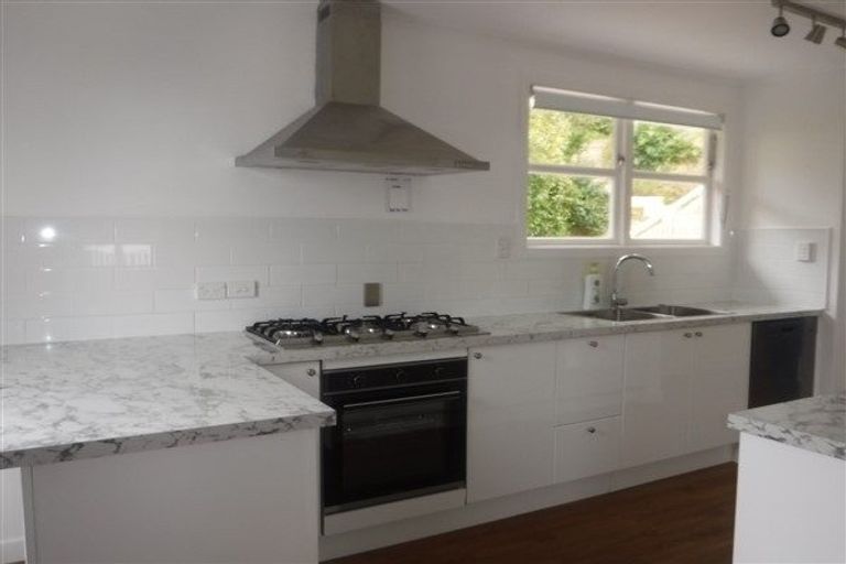 Photo of property in 10 Voltaire Street, Karori, Wellington, 6012