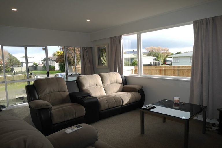 Photo of property in 86 Michael Road, Paraparaumu Beach, Paraparaumu, 5032