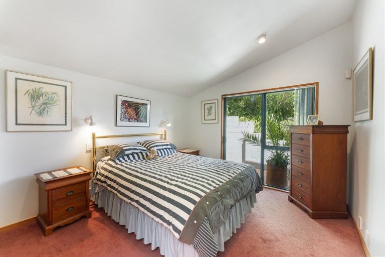 Photo of property in 8 Hardy Street, Johnsonville, Wellington, 6037