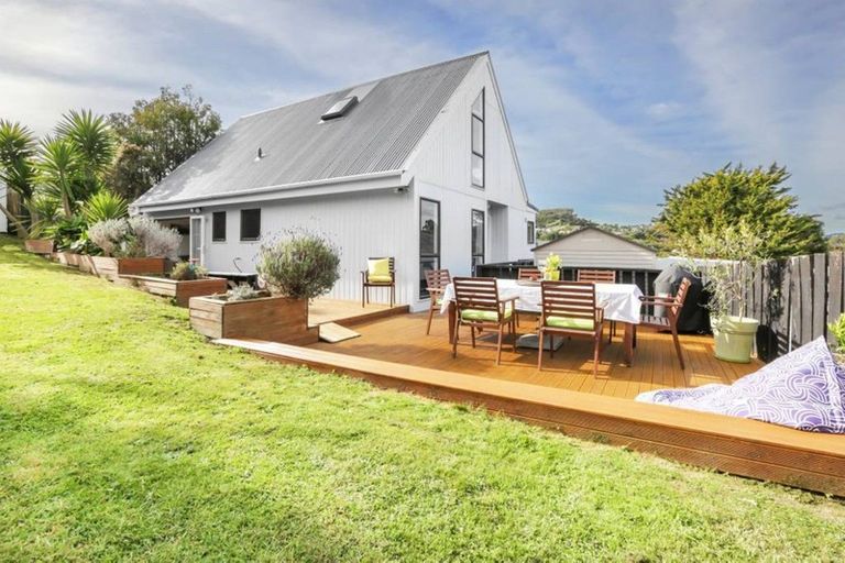 Photo of property in 32 Thimble Lane, Whitby, Porirua, 5024