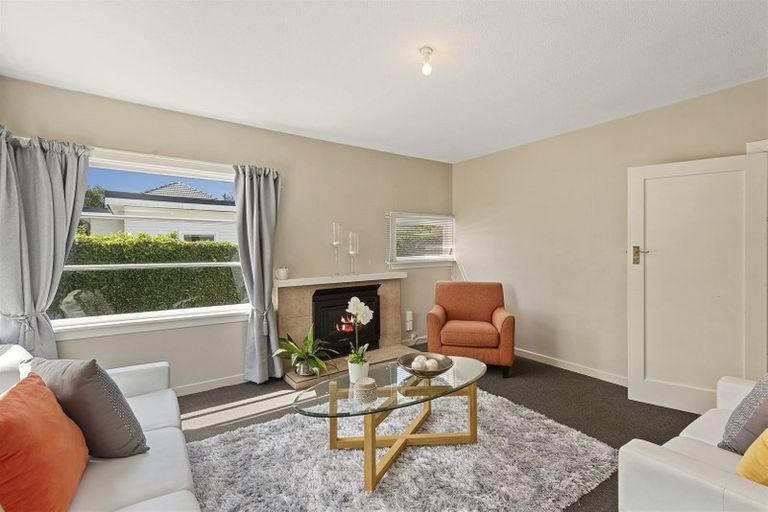 Photo of property in 212 Weston Road, St Albans, Christchurch, 8052