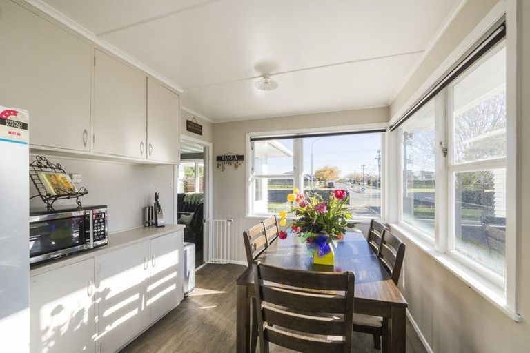 Photo of property in 582 Pioneer Highway, Highbury, Palmerston North, 4412