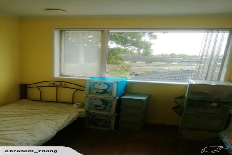 Photo of property in 13 Cooladerry Place, Rosehill, Papakura, 2113