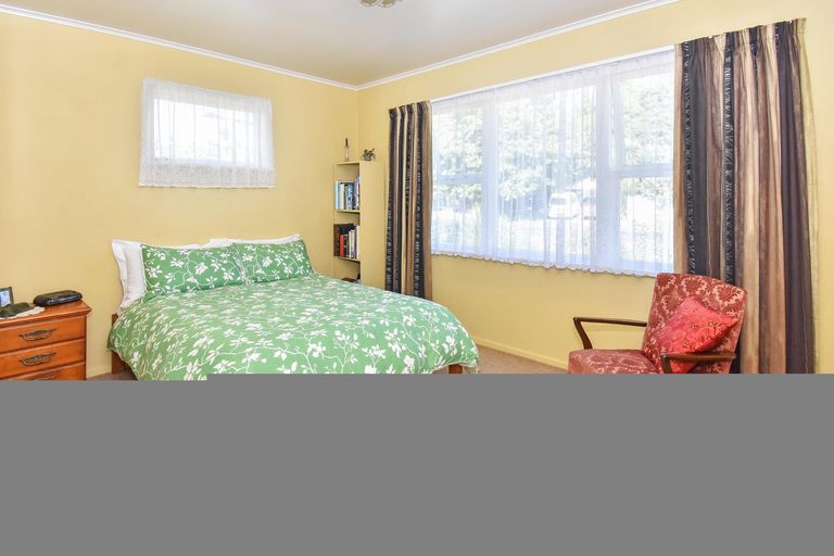 Photo of property in 2 Berwyn Avenue, Takanini, 2112