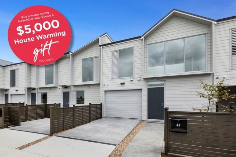 Photo of property in 44 Owen Chapman Drive, Red Beach, 0932