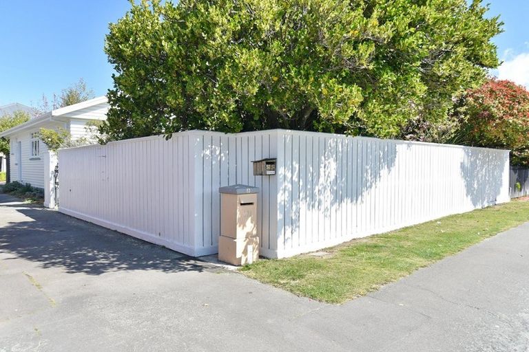 Photo of property in 52 Malcolm Avenue, Beckenham, Christchurch, 8023