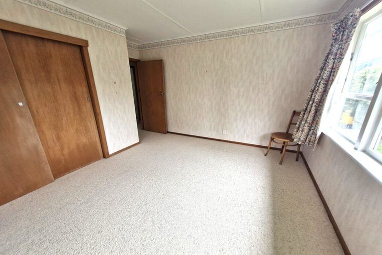 Photo of property in 15 Cook Street, Karori, Wellington, 6012