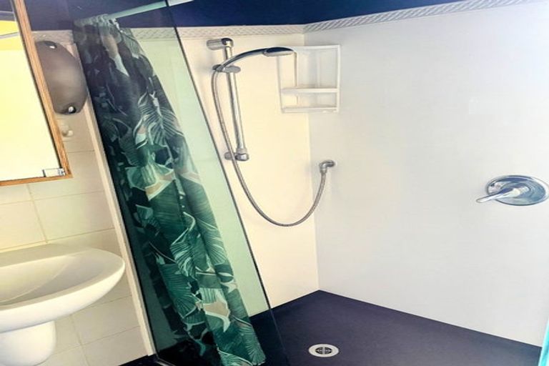 Photo of property in Qba Apartments, 1m/51 Webb Street, Mount Cook, Wellington, 6011