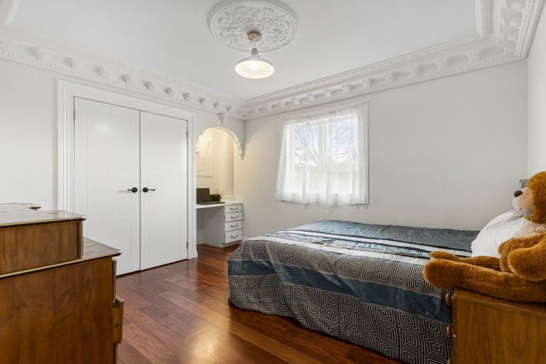 Photo of property in 6 Mahinga Place, Massey, Auckland, 0614