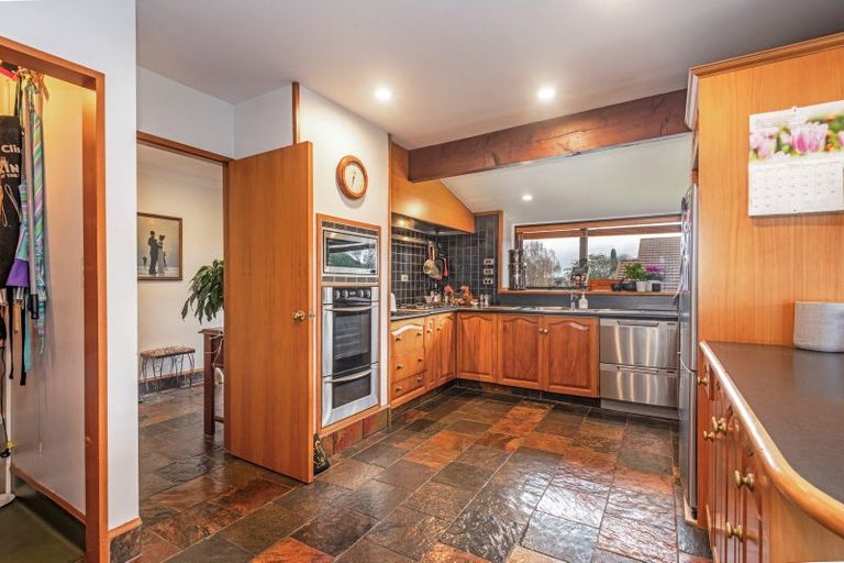 Photo of property in 79 Waterloo Crescent, Hokowhitu, Palmerston North, 4410