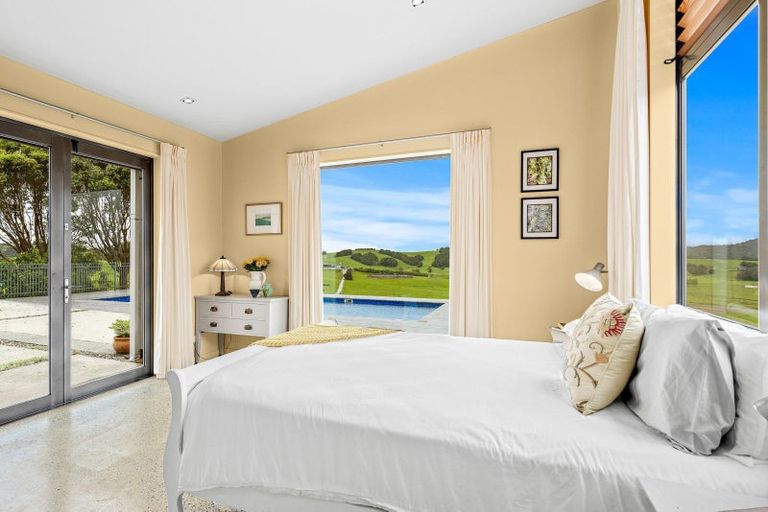 Photo of property in 200 Waiteitei Road, Wellsford, 0974