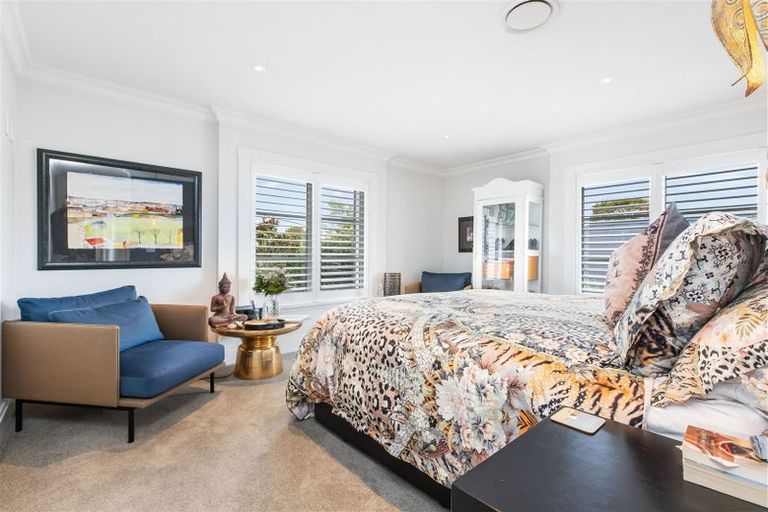 Photo of property in 6 Wairarapa Terrace, Merivale, Christchurch, 8014