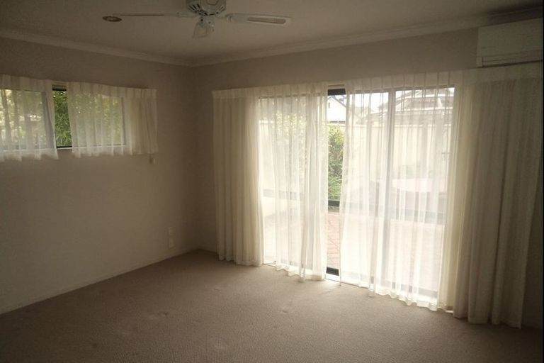 Photo of property in 33 Keswick Crescent, Huntington, Hamilton, 3210