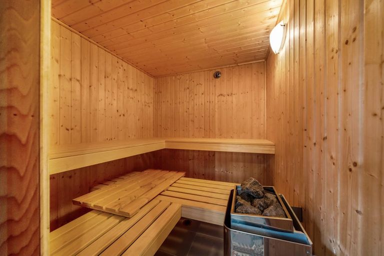 Photo of property in 33 Mudgeways Road, Massey, Auckland, 0614