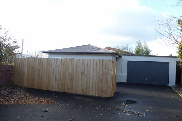 Photo of property in 4 Croziers Road, St Albans, Christchurch, 8052