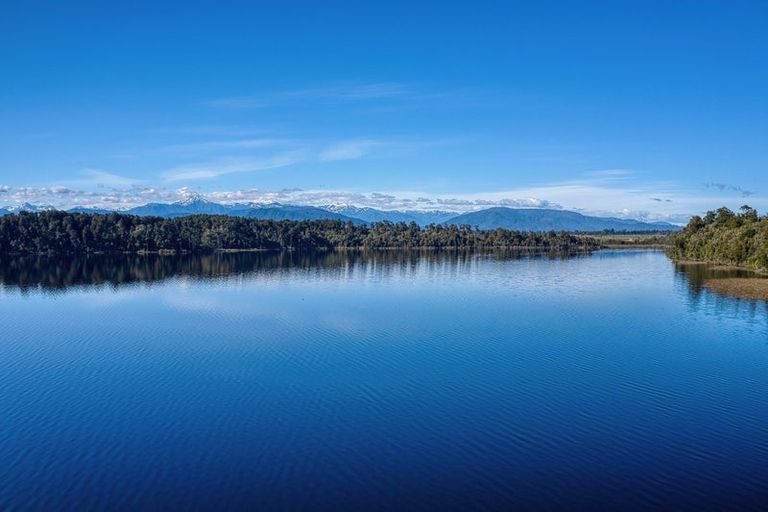 Photo of property in 91 Beach Road, Kakapotahi, Ross, 7885