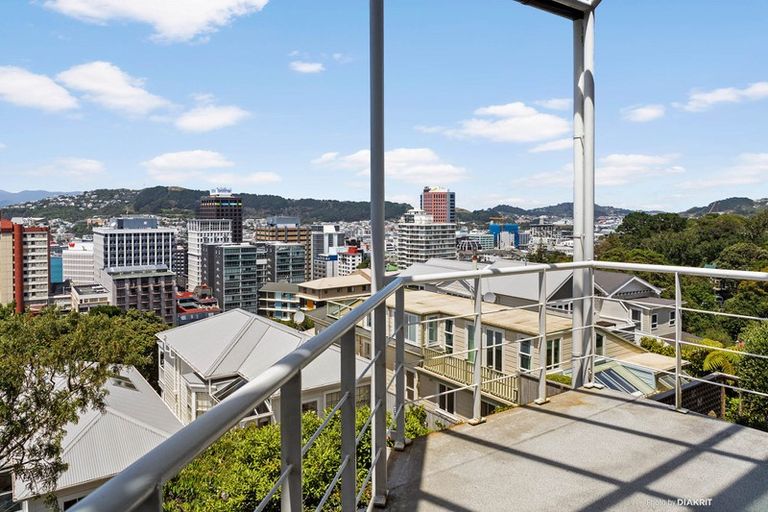 Photo of property in 23 Clermont Terrace, Kelburn, Wellington, 6012