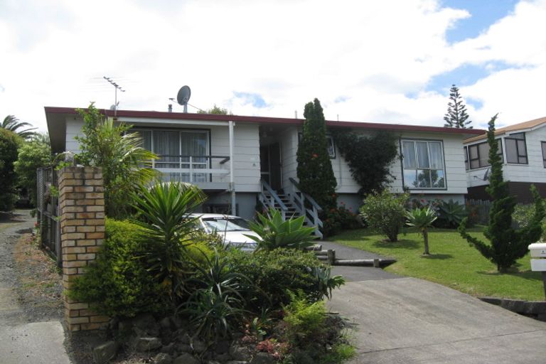 Photo of property in 7 The Crescent, Tindalls Beach, Whangaparaoa, 0930