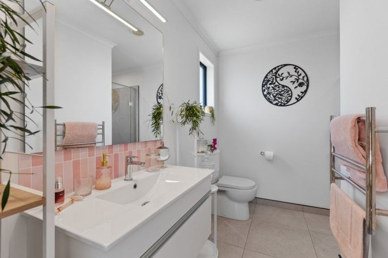 Photo of property in 14 Tangaroa Street, Waitara, 4320