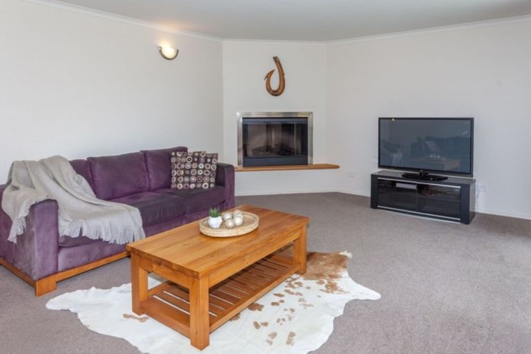 Photo of property in 20 Merrimana Drive, Thames, 3500