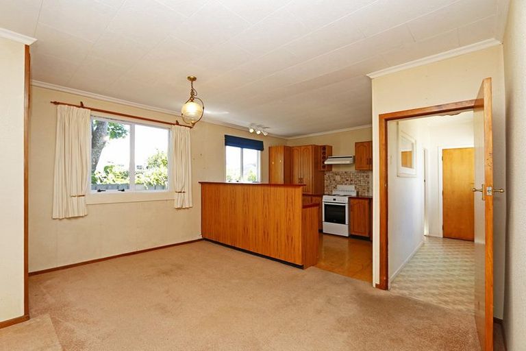 Photo of property in 34 Puriri Street, Hawera, 4610