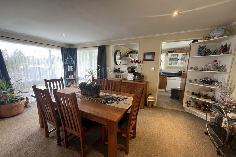 Photo of property in 40 Beaumaris Crescent, Ascot Park, Porirua, 5024