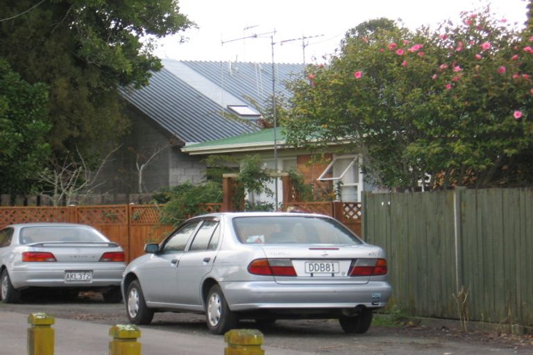 Photo of property in 15a May Street, Hamilton East, Hamilton, 3216