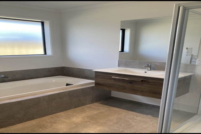 Photo of property in 12 Marcoola Drive, Rolleston, 7614