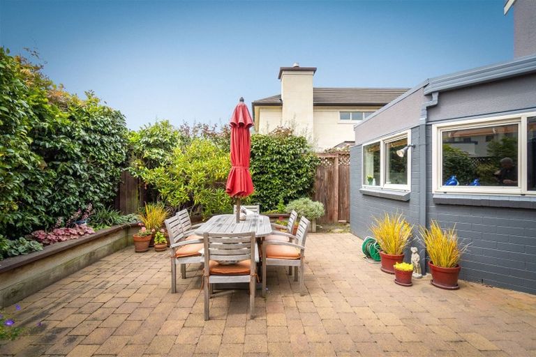 Photo of property in 15 Wai-iti Terrace, Burnside, Christchurch, 8053