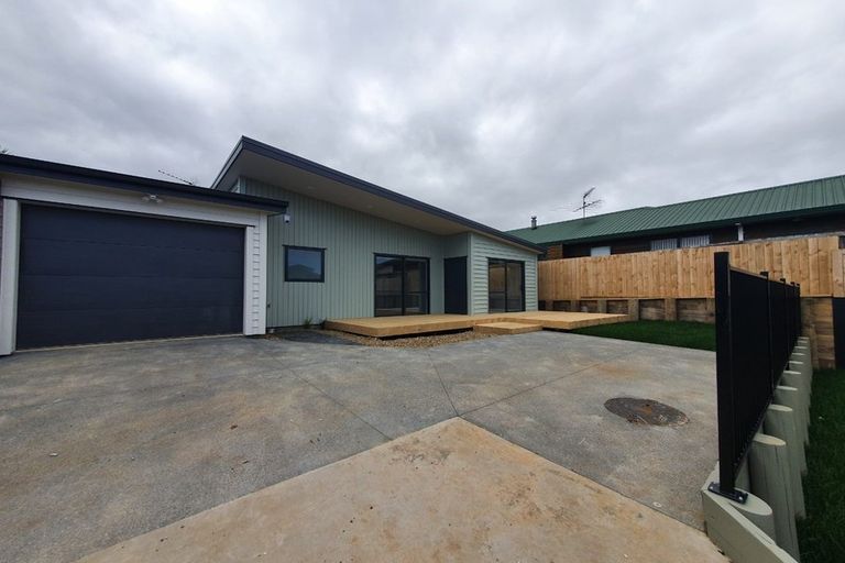 Photo of property in 45d Prospect Terrace, Pukekohe, 2120