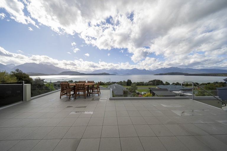 Photo of property in 3 Whitestone Court, Manapouri, 9679