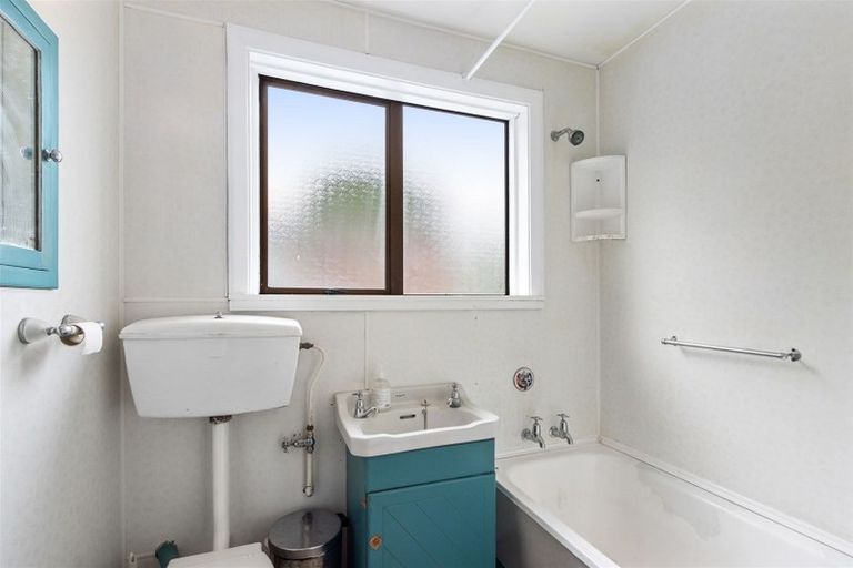 Photo of property in 6 Kyle Street, Riccarton, Christchurch, 8011