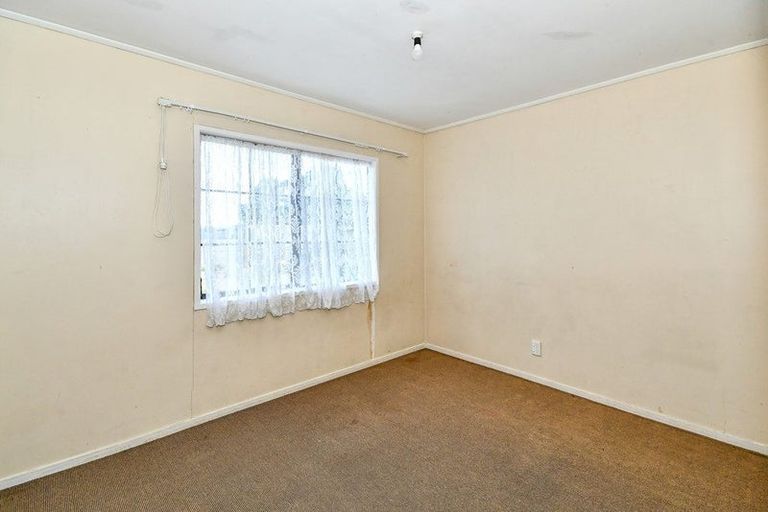 Photo of property in 34 Mcquarrie Avenue, Wattle Downs, Auckland, 2103