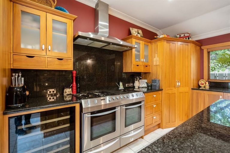 Photo of property in 385 Queens Drive, Windsor, Invercargill, 9810