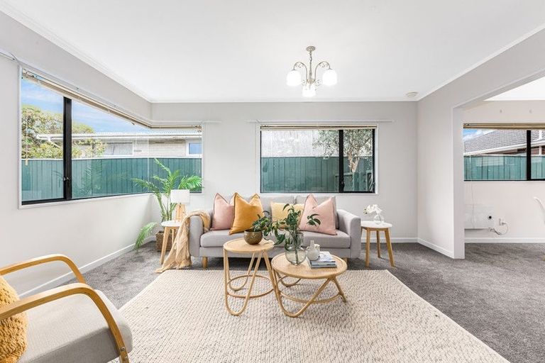 Photo of property in 2/25 Vincent Street, Waterloo, Lower Hutt, 5011