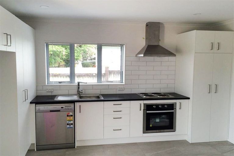 Photo of property in 71 John Walker Drive, Manurewa, Auckland, 2102