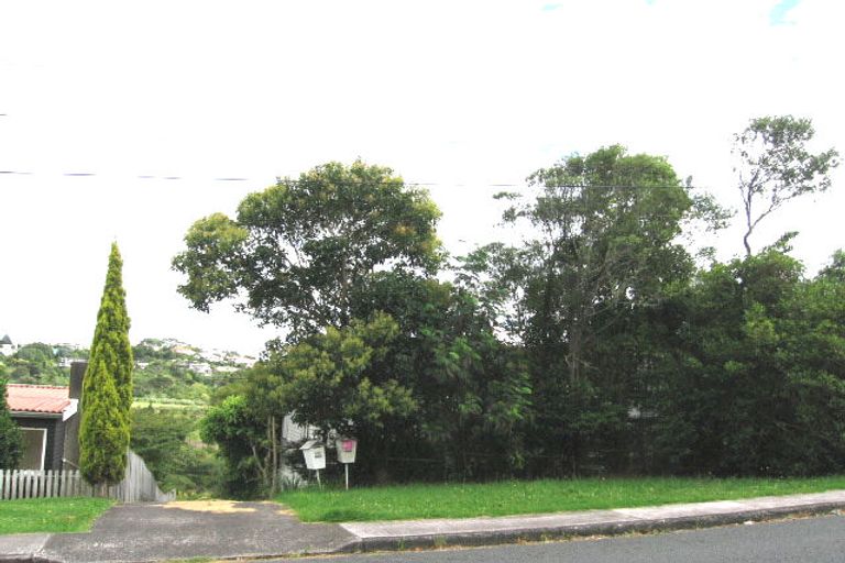 Photo of property in 1/32 Sylvan Avenue, Northcote, Auckland, 0627