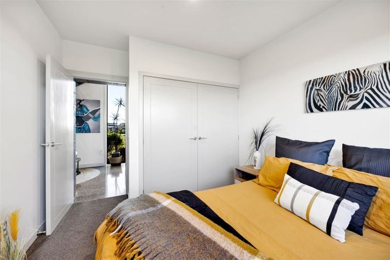 Photo of property in 16a Links Drive, Waiwhakaiho, New Plymouth, 4312