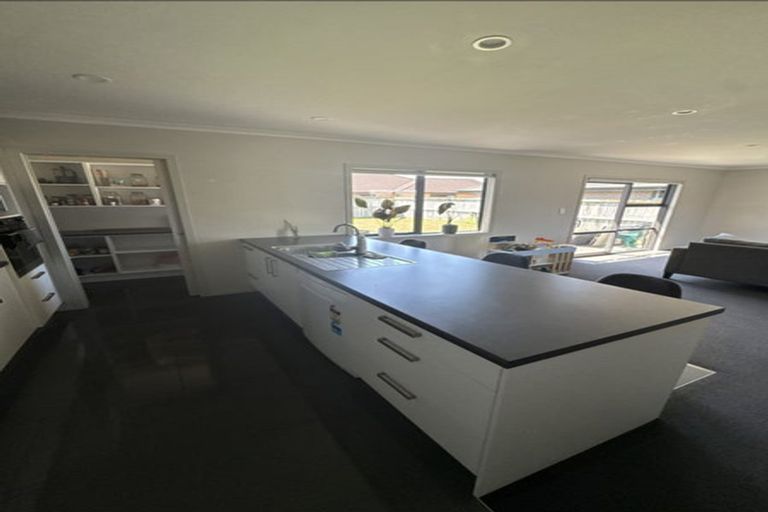 Photo of property in 28 Chalgrove Road, Huntington, Hamilton, 3210