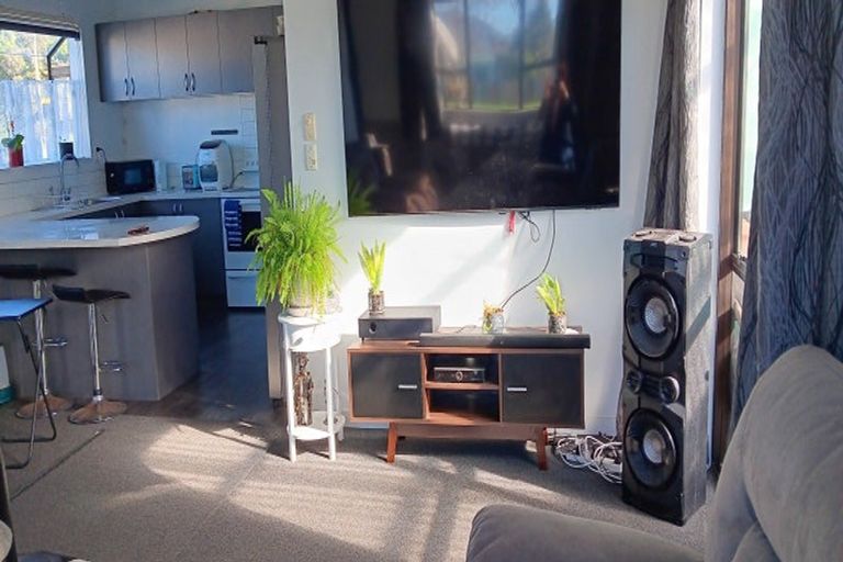 Photo of property in 9 Menzies Street, Westport, 7825