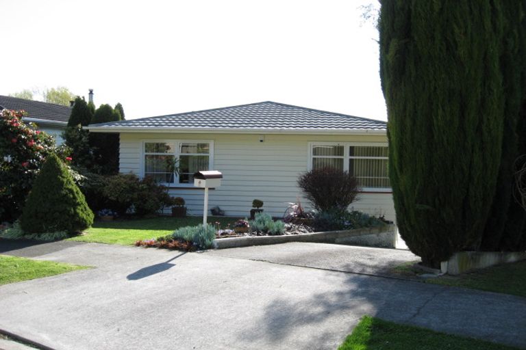 Photo of property in 4 Saint Francis Grove, Waterloo, Lower Hutt, 5011