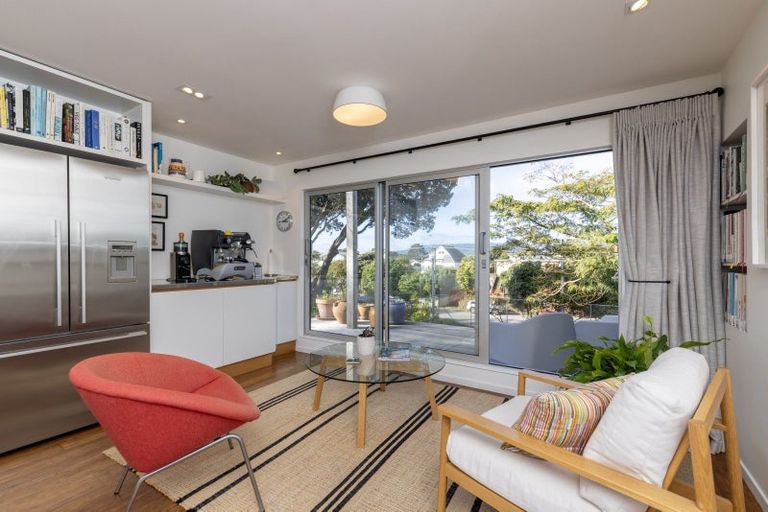 Photo of property in 5 Wharemauku Road, Raumati Beach, Paraparaumu, 5032