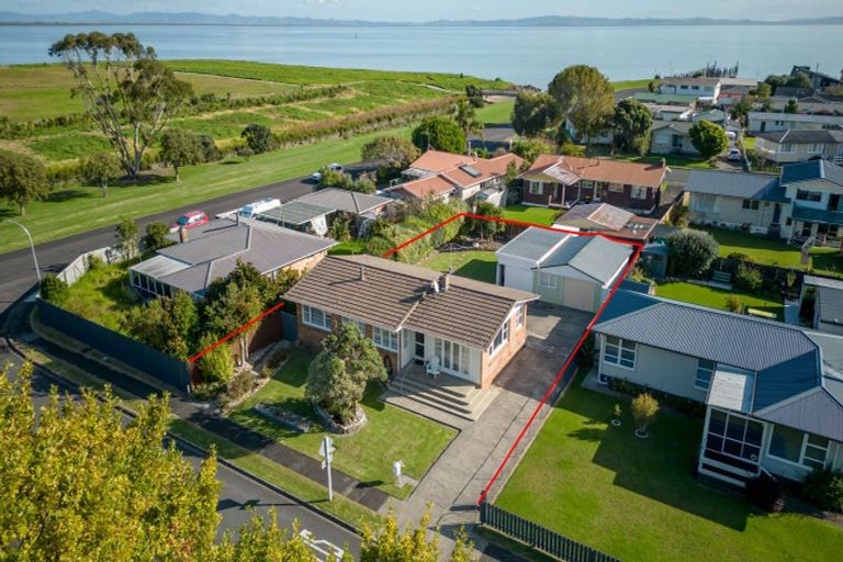 Photo of property in 103 Moanataiari Street, Thames, 3500