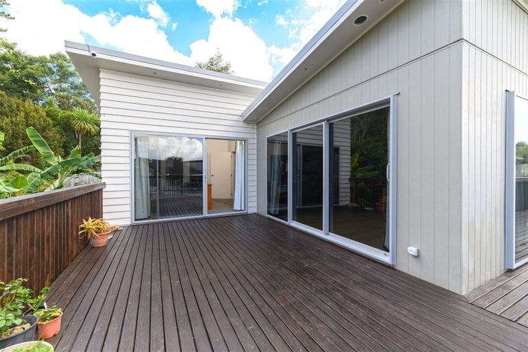 Photo of property in 140a Solar Road, Glen Eden, Auckland, 0602