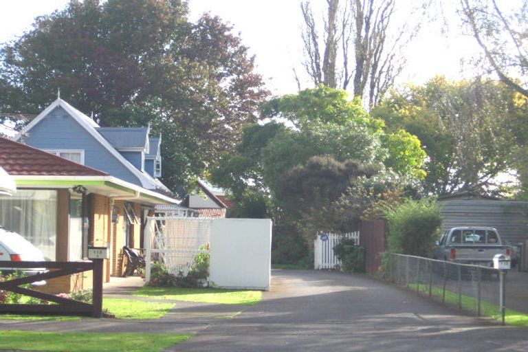 Photo of property in 114 Kolmar Road, Papatoetoe, Auckland, 2025