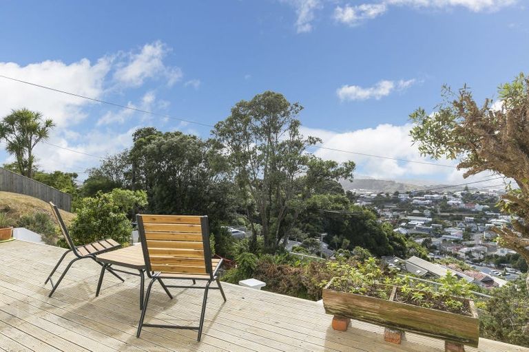 Photo of property in 82 Mitchell Street, Brooklyn, Wellington, 6021